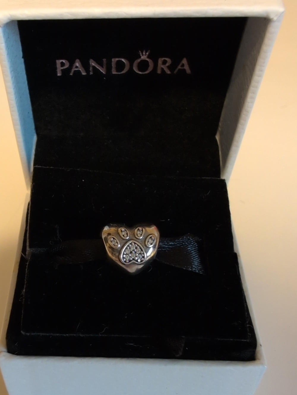 EUC Retired Pandora Silver Heart Paw Charm